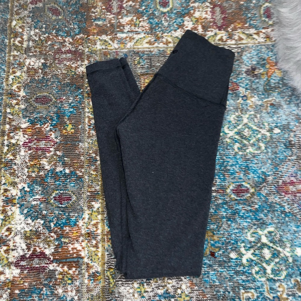 Gray Wunder Under Lululemon Leggings